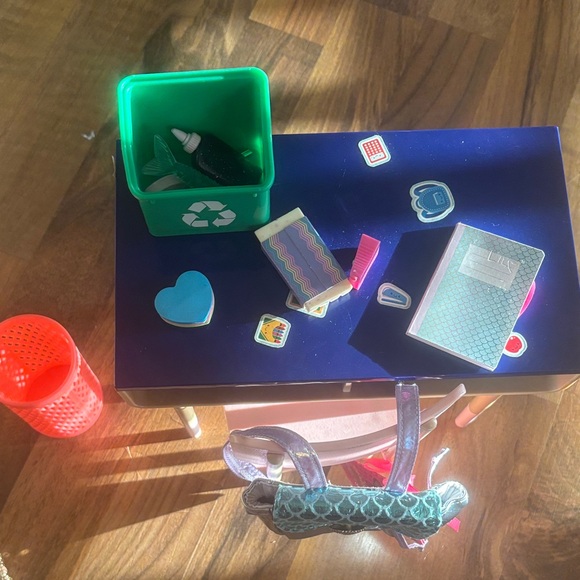 My Generation Doll Playset with Tent and Accessories - Picture 7 of 8